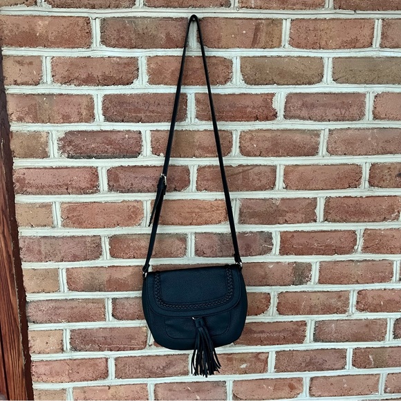 Nine West adjustable strap purse. Black and silver - Picture 2 of 10